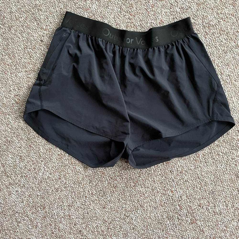 Outdoor voices relay shorts